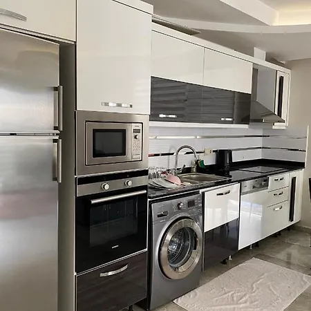 Lejlighed Another World 2+1 110 M2 2 Bathrooms+pool+gym&more *